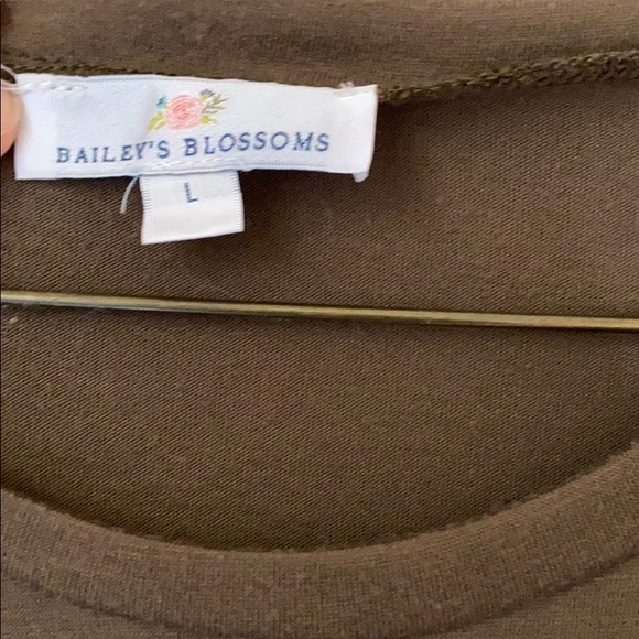 “It’s the little things in life” shirt - Picture 4 of 4